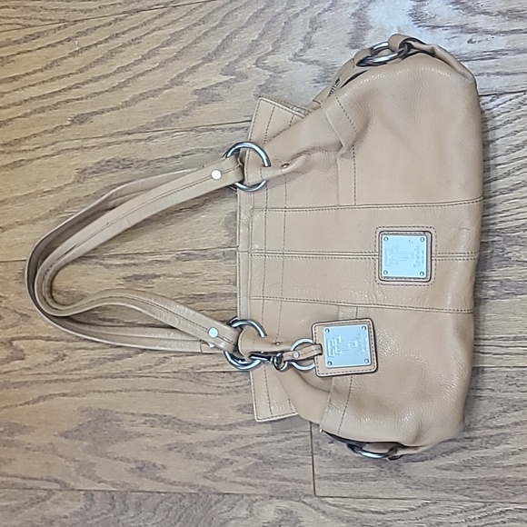Tignanello LEATHER  Satchel HANBAG BAG PURSE CAMEL COLOR TWO HANDLES - Picture 1 of 9